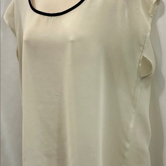 Dots Sheer Cream Top w/Black Lace Detail On Back L - Picture 3 of 16